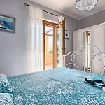 Emanuel Holiday home *