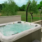 Emanuel Holiday home
