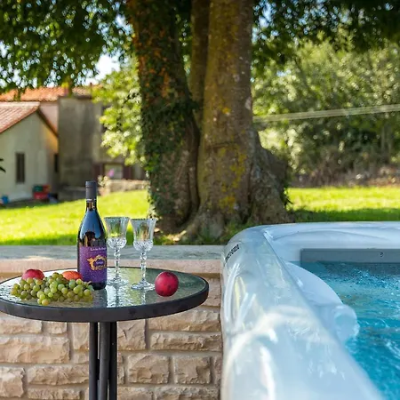 Hébergement de vacances Emanuel