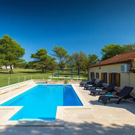 Hébergement de vacances Emanuel